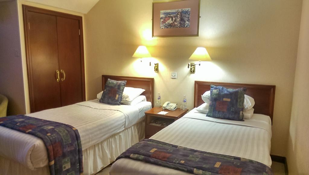Malin Court Hotel And Restaurant Ayr Room photo